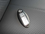 『インテリジェントキ-』機械的な鍵を使用せずに車両のドアの施錠/解錠、エンジン始動が可能なシステムです!