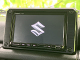 洗練されたデザインで、運転席との一体感が生まれます。多彩な機能を搭載し、快適なドライブをサポート。日常の移動から長距離の旅まで、頼れる相棒となるでしょう。