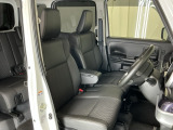当車両は、次のお客様に気持ちよくお乗りいただくため、専門スタッフによる【徹底シートクリーニング】を施工済みです!