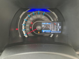 視認性の高いメーターは、運転に必要な情報を的確にドライバーへ伝達。安全運転をサポートする設計です。