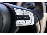 安全運転支援システムHonda SENSINGを搭載。衝突軽減ブレーキや、前後の誤発進抑制機能、アダプティブクルーズコントロール、車線維持など複数の先進技術で安心・快適なドライブをサポートします。