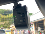 今、必需品のドライブレコーダー(フロント・リア)がついています!