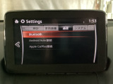Bluetoothに接続することで、スマートフォンに入っている音楽アプリを車内で楽しめたり、通話が出来ます♪