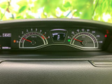 視認性の高いメーターで、運転に必要な情報をしっかり確認できます。運転に集中できる、シンプルで分かりやすいデザインです。