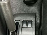 運転席と助手席にシートヒーター付き