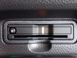 ■【ETC車載器】が装備されています。セットアップをしてお渡しとなり、ETCカードを差し込むだけで高速道路の利用が可能です。