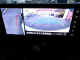 アラウンドビュ-モニタ-はクルマの真上から見ているかのような映像によって、周囲の状況を知ることで、駐車を容易に行うための支援技術です。