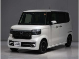 使い勝手の良い軽ハイトワゴン!パワフルなターボ付き。 HONDA N-BOXです。