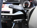 ドイツ車には特徴があり、メーターのメモリに一部色がついています。これはドイツでは推奨速度という考えがあるためです。安全で快適に走る際に適している速度を指しています