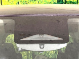 【インテリジェントエマージェンシーブレーキ】フロントカメラで前方の車両や歩行者を検知。衝突しそうな時は衝突被害軽減ブレーキが作動、衝突回避をサポート。より安全にドライブをお楽しみいただけます。