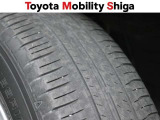 タイヤの残り溝は2ミリです。
