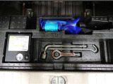 タイヤパンク修理キットが装備されております!