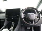 見通しのよいすっきりとした視界で、誰でも運転しやすいです。運転のしやすさは疲れにくさにも繋がりますよ♪