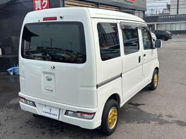 ダイハツ ハイゼットカーゴ クルーズ SAIII ハイルーフ 4WD の中古車