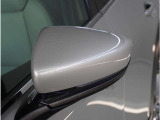 【ドアミラーウインカー】格好良さだけではなく対向車両からの視認性もよく安全に走行する為の安全装備のひとつです。
