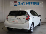 広々とした車内空間に優れた燃費性能。更にデザインも上質で人気のお車です!