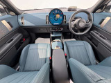 こちらのお車はMINI NEXT鶴ヶ島に展示中です。☆お問合せをお待ちしてます!