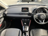 シンプルで使いやすい内装。必要な情報を的確に表示するメーター類が、運転をサポートします。快適なドライブに集中できる空間です。