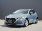 世界統一名称の『MAZDA2』となったコンパクト。「Be a Driver」のスローガンのもと、最適なドライビングポジションを提供できる室内空間と思い通りの走行性能を持った、クラスを超えたお車です!