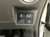 ホンダが推し進める総合先進安全装備のセンシング搭載! 衝突や斜線はみだしなどの危険が予測される時、センサーが警告。ヒューマンエラーを高度先進技術が補完してくれます。