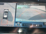 プロパイロットパーキング搭載。映像を映し出して、駐車をスムースにアシストします。