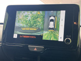 狭い道や駐車場でも安心。バック時の視認性を高め、安全な運転をサポートします。ガイドライン表示で、より正確なバック駐車が可能です。