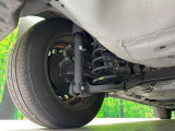 お車を安心してお乗りいただく為には、足回りの定期点検が欠かせません。サービスサポート(有償保証)では無料点検もご提供しており、安心のカーライフをお過ごしいただけるサポート体制が整っています。
