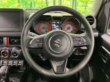 【純正革巻きステアリング】上質な革を使用することで、手にしっかり馴染みとても運転しやすいハンドルです♪