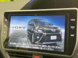 【純正ナビ】人気の純正ナビを装備しております。ナビの使いやすさはもちろん、オーディオ機能も充実!キャンプや旅行はもちろん、通勤や買い物など普段のドライブも楽しくなるはず♪