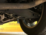 お車を安心してお乗りいただく為には、足回りの定期点検が欠かせません。サービスサポート(有償保証)では無料点検もご提供しており、安心のカーライフをお過ごしいただけるサポート体制が整っています。