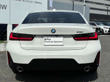 BMWのゆるぎない個性は、足元も外す事ができません!純正の力強いデザインのアルミホイルを装備しています☆ 当社六甲店:078-857-5900までお気軽にどうぞ♪^^♪
