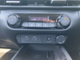 フルオートエアコン 温度設定をすれば自宅のエアコンのように車内の温度をコントロール