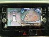 バック時に自車の真後ろの映像&上から見下ろした映像を映してくれますのでラクラク駐車が可能です(^_^)-☆