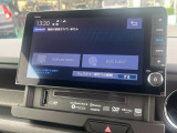 ナビゲーションは純正9インチメモリーナビ(LXU-242NBi)を装着しております。AM、FM、CD、DVD再生、Bluetooth、音楽録音再生、フルセグTVがご使用いただけます。
