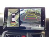 車両周囲を映す全周囲カメラが、駐車や切り返しをしっかりサポート。運転に自信がない方にも心強い装備です。