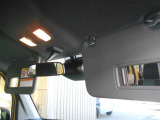 運転席&助手席バニティミラー付いています☆
