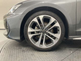 純正アルミホイール装着車両です!