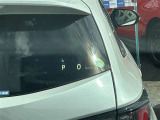カラーヘッドアップディスプレイ付き。少ない視線移動で情報を確認できるので、運転の疲労軽減に繋がりますよ♪