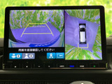 停車中には、地上デジタル放送を快適に視聴できるTV機能。待ち時間も楽しく過ごせます。※安全のため、走行中の視聴はできません。