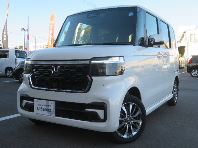 N-BOXカスタム  カスタム 660 4WD