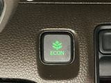 ★ECONスイッチ★ エコドライブを加速しよう!スイッチをONにすると、運転の仕方によるロスを抑え込み燃費をよくするようクルマが頑張ります(*^ー^*)燃費向上にチャレンジ♪