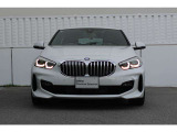 ドイツ本社と同様の教育を受けたBMW専門のメカニックが、徹底的にチェック致します。その保証料が車両本体価格に含まれております。0078-6002-582225 BPS姫里へ