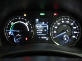 当社が誇るお車の洗浄メニュー&rdquo;まるまるクリン&rdquo;済みですので、室内もキレイ。気持ちよくお乗り頂けます。 まるまるクリンでは下回りの錆止め塗装、ボディのガラスコーティング、室内のスチーム洗浄を行います。