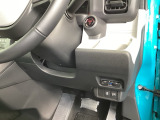 高速で便利なETCがあり、横滑りを防ぐVSAなどのスイッチは、運転席の右側、手の届きやすい位置にあります。
