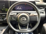 【ステアリングスイッチ】運転中、前方から目線をそらすことなく、オーディオ等の操作が可能な便利機能!安心&快適なドライブを演出してくれます♪