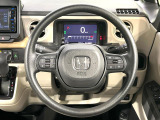 【ステアリングスイッチ】運転中、前方から目線をそらすことなく、オーディオ等の操作が可能な便利機能!安心&快適なドライブを演出してくれます♪