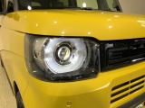 LEDヘッドライトで夜道も安心!