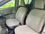 運転しやすいシンプルなコクピットは、運転に集中できます。直感的な操作性で、誰でも簡単に操作可能です。快適な運転環境です。