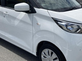 広々とした室内空間は、ゆったりとくつろげる空間。運転席からの視界も広く、運転しやすい設計です。