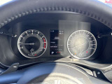 登録済未使用車/4WD/純正ナビ/フルセグTV/全方位カメラ/シートヒーター/スマートキー/スズキコネクト/スズキセーフティサポート/電動パーキング/オートライト/アダプティブクルーズコントロール